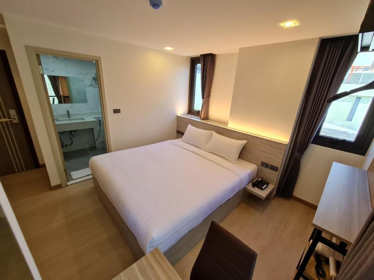 Thana Wisut Hotel Банкок Екстериор снимка