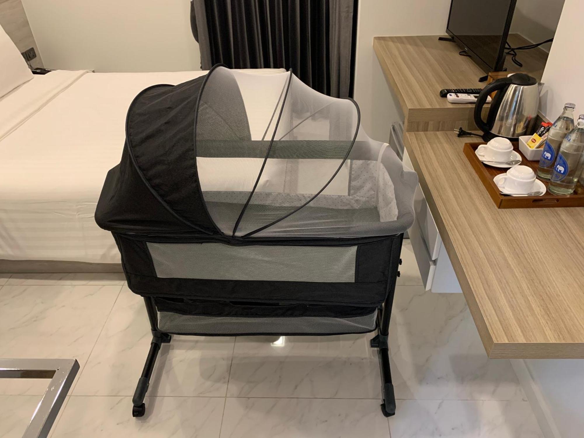 Thana Wisut Hotel Банкок Екстериор снимка