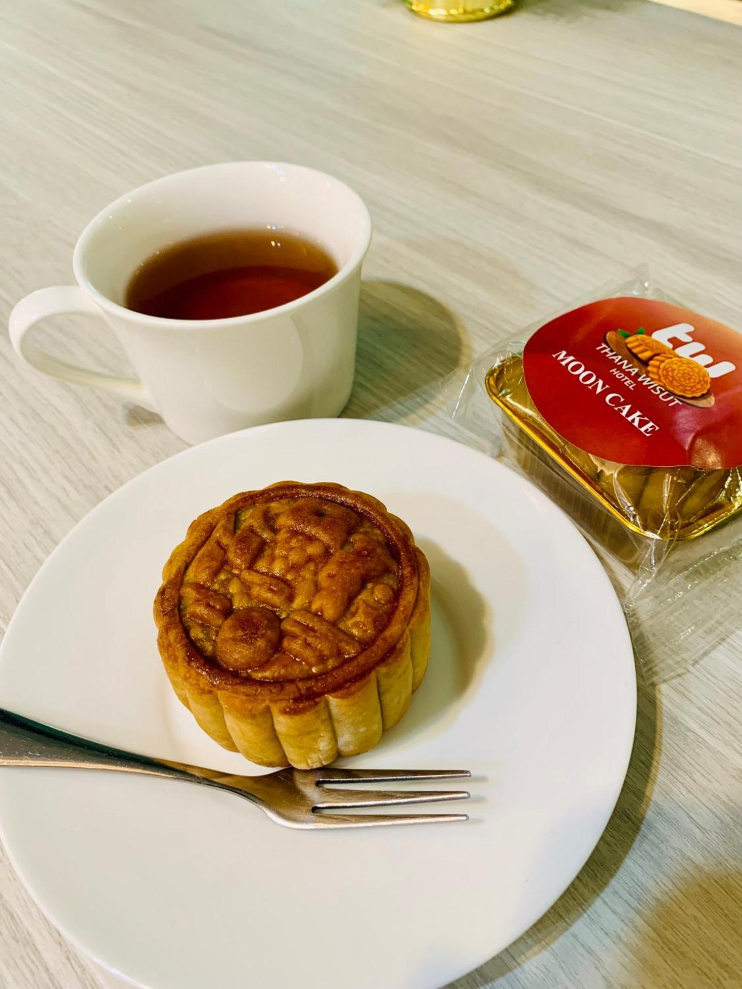 Thana Wisut Hotel Банкок Екстериор снимка
